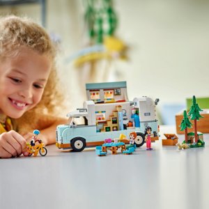 LEGO Friends Przygoda w kamperze przyjaciół (42663) 4