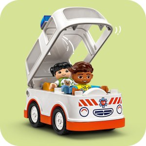 Duplo Karetka z kierowcą (10447) 5