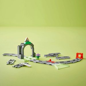 LEGO Duplo Tunel i tory kolejowe — zestaw rozszerzający (10425) 3
