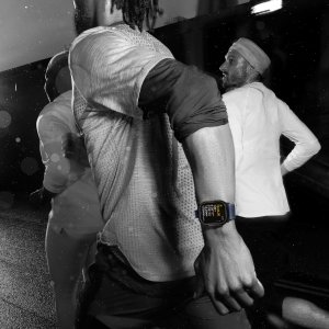 Smartwatch Apple Watch Ultra 2 GPS + Cellular 49mm Natural Titanium Case Milanese Loop S Szary  (MX4M3FD/A) 3