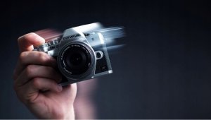 olympus Aparat OM-D E-M10 Mark IV + 14-150mm silver 9