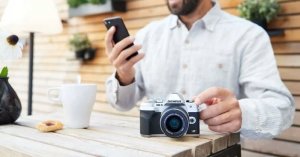 olympus Aparat OM-D E-M10 Mark IV + 14-150mm silver 10