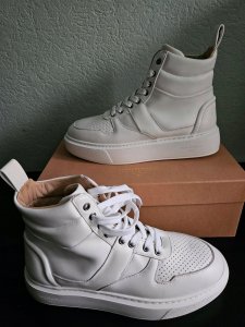 Dare Buffer High Top - Women | Black | Size: 36 13