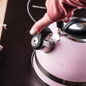 CZAJNIK 1,8L Z GWIZDKIEM KINGHOFF KH-1856 różowy 13