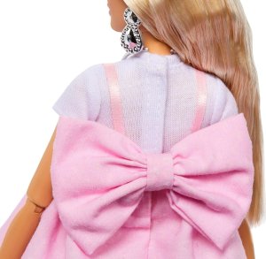 Lalka Barbie Barbie Deluxe Style #3 Lalka w stroju w stylu Barbiecore (HYV27) 2