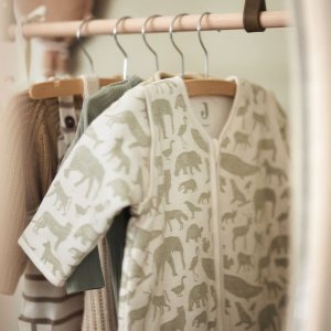 Jollein śpiworek niemowlęcy do spania całoroczny z odpinanymi rękawami 4 Pory Roku ANIMALS OLIVE GREEN 70 cm 4