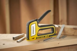 STANLEY ZSZYWACZ LIGHT DUTY TYP A I GWOŹDZIE TYP J 4