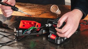 Graphite Stacja lutownicza Energy+ 18V, bez akumulatora 58GE143 11