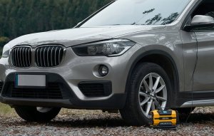 Przenośny kompresor do Kół AstroAI ATJ-8366 150 PSI 12V DC/110V AC 11