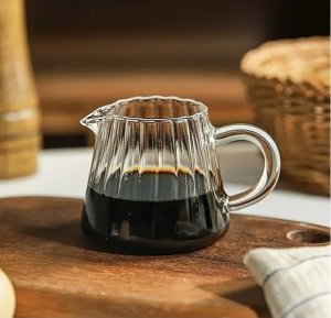 Mleczarka ,pojemnik z falowanymi ściankami Ryflowana 150ml 1szt SZK98 1