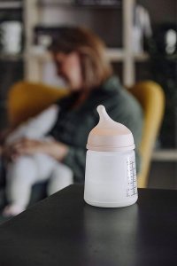 Nuby 304755-BUTELKA 180ML/SMOCZEK SILIKON WOLNY PRZEPŁYW/UZUPEŁNIENIE KARMIENIA PIERSIĄ/ZERO ZERO 7