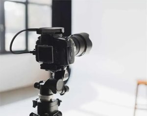 Dysk zewnętrzny SSD MSI Datamag 1TB Czarny (S78-440L0B0-P83) 7