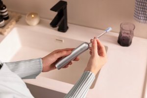 ELECTRIC TOOTHBRUSH/FRESH PRO SILVER ATB15A S MOVA 8