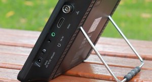 August Przenośny telewizor HD 10"odtwarzacz DVD DA383-DVB-T2 Mini LCD TV 9