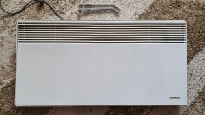 Elektryczny grzejnik konwektorowy T 17 - 2500 W IP24 wym. 890 x 450 x 80 2
