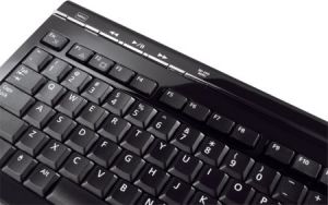 Klawiatura Logitech Keyboard Cordless Mediaboard Pro dla PS3/PC (920-000010) 3