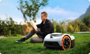 Segway | Navimow Robot Lawn Mower | i105E | Mowing Area 500 m² | Waterproof IPX6 | 58 dB | Charging station, antenna, antenna stand, power cord 3