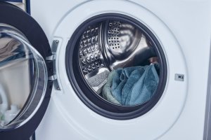 Candy Washing Machine | BR 410B8-S | Energy efficiency class A | Front loading | Washing capacity 10 kg | 1400 RPM | Depth 60 cm | Width 60 cm | Display | LED | Steam function | Wi-Fi | White 18