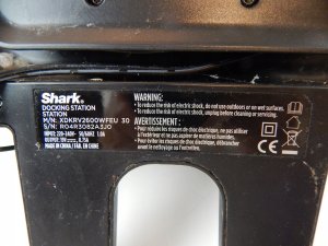 Shark RV2600WDEU AI ULTRA 2-in-1 robot vacuum cleaner black 3