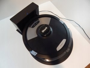 Shark RV2600WDEU AI ULTRA 2-in-1 robot vacuum cleaner black 4