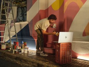 Laptop Envy Laptop 17-da0034nw / A01G7EA / Intel Ultra 5 / 16GB / SSD 512 GB / Intel Arc / FHD / DOTYK / Win 11 Pro / Srebrny 12