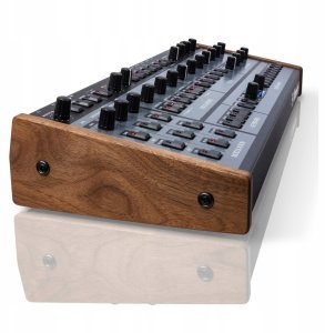 Oberheim OB-X8 Desktop - polifoniczny syntezator analogowy 6