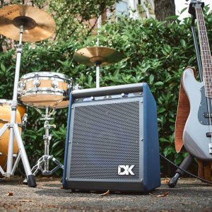 DK Technology iB-50 WZMACNIACZ DO GITARY BASOWEJ 50W BLUEOOTH AUX 5200 mAh 4