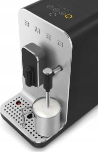 Coffee machine Smeg BCC12BLMEU 4