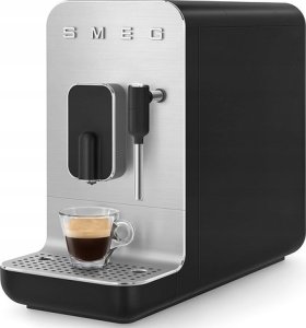 Coffee machine Smeg BCC12BLMEU 8
