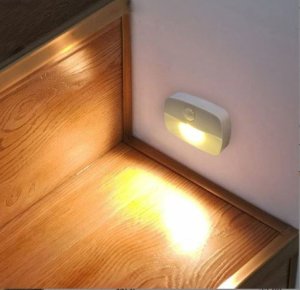 Lampka wtykowa do gniazdka Bounn LED  (LB_0001) 4