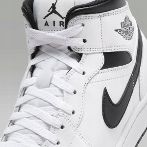 Jordan  Air Jordan 1 Mid DQ8426-132 białe 42,5 22