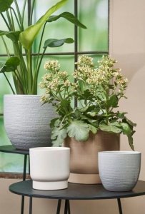 Osłonka ceramiczna biała okrągła elegancka 19x22cm doniczka klasyczna 2