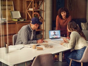 Laptop HP OmniBook Copilot+ 14-FE Snapdragon 16GB 512GB Dotyk Win11 Srebrny 13