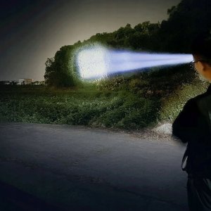 Latarka Logit Z ŁADOWARKĄ W052 3