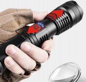 LATARKA TAKTYCZNA WARRIOR A077 8