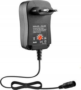 ZASILACZ UNIWERSALNY Z USB 30W SY-050120 10