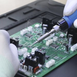 Techrebal ZESTAW LUTOWNICA Z AKCESORIAMI BASIC 908 8