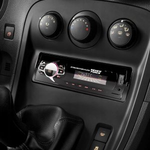 RADIO SAMOCHODOWE FM Z WYŚWIETLACZEM 1DIN 7011A 5