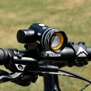 LAMPKA ROWEROWA CZARNA CBL-15 + LAMPKA TYLNA 5