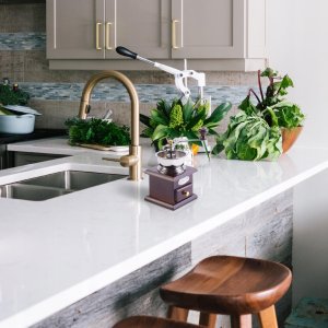 MŁYNEK DO KAWY CIEMNY 214 6