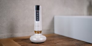 Masażer antycellulitowy z funkcją bańki chinskiej Humanas DermaSmooth - biały 8