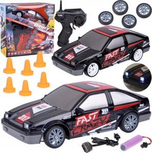 Samochód zdalnie sterowany do driftu AUTO drift pilot RC pachołki RC697 1