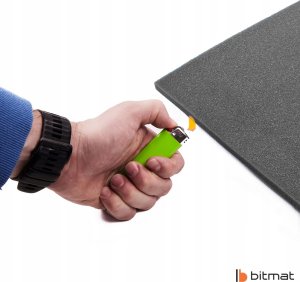 Mata akustyczna wygłuszająca ozdobna piramidki 50x50x5cm kasetony sufitowe pianka 21