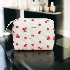 eCarla Kosmetyczka damska pikowana w wisienki 19cm x 24cm KS124 4
