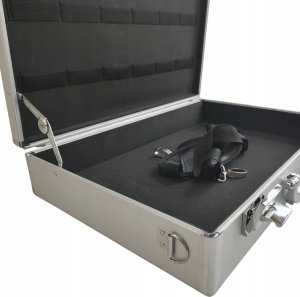 Walizka aluminiowa na laptopa 480x340x100 mm 11