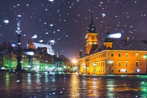 Feeby Warszawa Plac Zamkowy w śniegu - plakat premium 70x50 cm 1