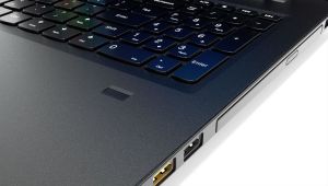 Laptop Lenovo V510-15IKB (80WQ022CPB) 15