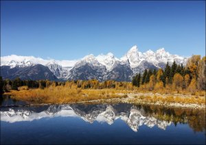 J.P. Fantastica The majestic peaks of the Teton Range reflect in a mountain stream in Grand Teton National Park in northwestern Wyoming., Carol Highsmith - plakat 29,7x21 cm 1