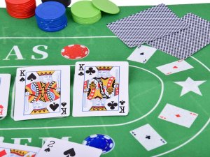 Zestaw Gra karciana 2w1 Poker i BlackJack Żetony + karty + plansza GR0706 7
