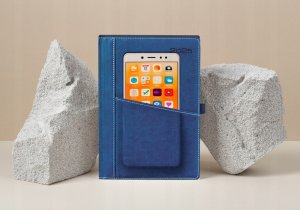 KALENDARZ KSIĄŻKOWY A5 DZIENNY 2025 PRAKTYCZNY VIP PLANER KIESZONKA GUMKA 5